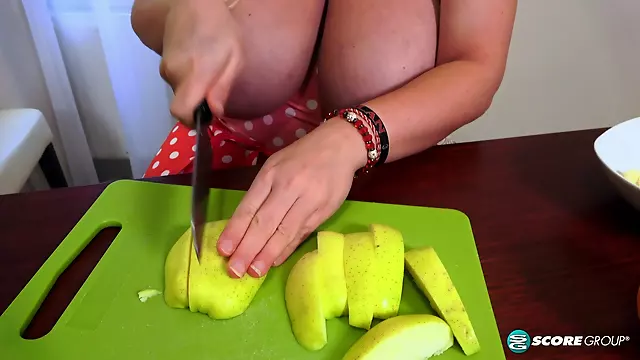 Velká Prsa Prsa Milf, Velké Kozy, Solo Žen, Solo Zadky, Prso V Zadku, Solo Zrale Zeny, Mal Prsia S Lo Zrel Eny