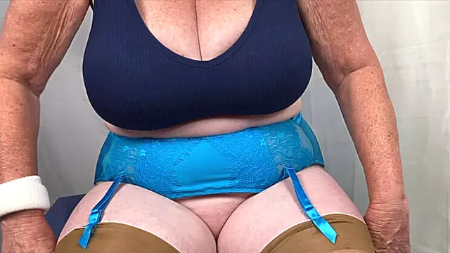 Granny A Mature, Amatérská Videa Britky, Silonky Amaterky, Velk Prsa Spodn Pr Dlo, Prsate Babičky