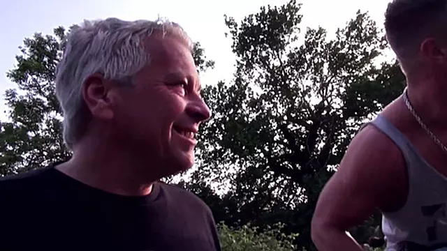 Péro, Obrovsky Penis, Divný Čurák, Zrale Ženy A Mladí Kluci, Dva Kluci A Zralá Žena, Vystriky