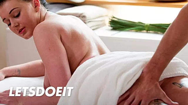 Kontol Super, Skodeng, Pepek Berair, Dubur Hitam, Main Tetek, Konek, Zakar Gemuk, Pantat, Diri, Payudara Dan Burit