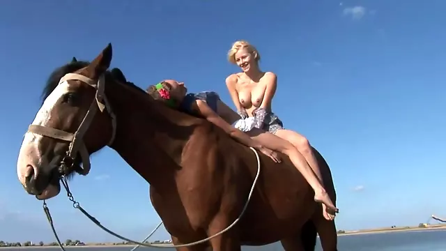 Wanita Solo