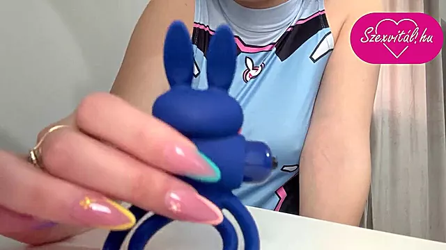 Hungarian babe Amayamori gets creamy and pleasures herself to an orgasm