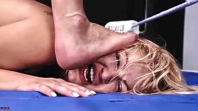 Blonda Hardcore, Mama Blonda, Muie Ântre Sâni, Il Dore, Lupta, Pornostar, Milf, Much Cum, Mom Let My Cum