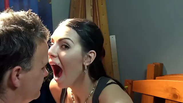 Sputi In Faccia