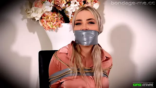 Knæstrømper, Milf, Bdsm Knep, Strømper Og Store Bryster, Blondine I Strømper, Blondiner Bryster