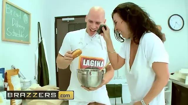 کون چاق سفید, زيرنويس Big Tits In Uniform, پستون گنده, دانلودسکس پورن استاربلووند سینه گنده