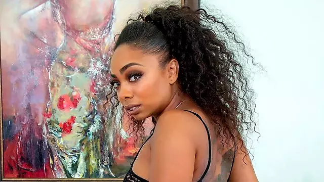 Sólo Vyzliekanie Zblízka, Masturbace Černošky, Cernosky, Prsteni Solo, Velke Zadky Ebony Milf