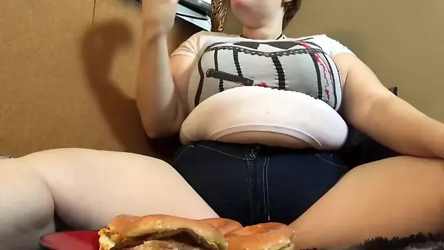 Luthor Burger Stuffing - BBW Feedee Amber Crystal