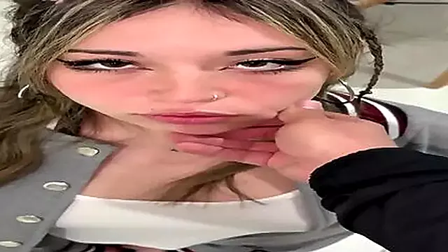 Mamada Amateur, Fetiche Amateur, Amateur Latinas Jovenes, Jovenes Amateur, Mamada Y Corrida En La Boca