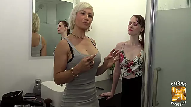Blonde Anal Gro, Milf Anal Sex Grosse Titten, Großer Schwanz Anal, Milf Anal Dreier, Anal Dreier Brünette