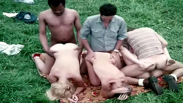 Vintage Orgy 102