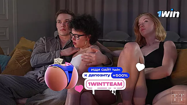 Tette Grandi Babe, Bionda, Trio Con Un Nero, Leccata Di Figa, Tettone Con Neri, Tette Naturali Per Pisellone