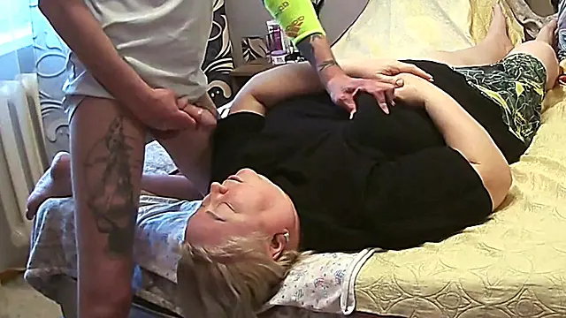 Novia Amateur, Mamada Polla Grande, Big Dick Profundo, Mamada Y Corrida En La Boca, Garganta Profunda Semen En La Boca