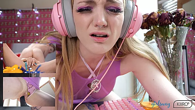 Lesbian cheerleaders, sex toy review