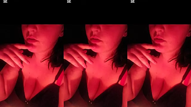 Gái Chưa 18, Gái Tên, Nữ Xinh, Nữ Solo, Solo Ngoai Trơi, Co Hong Sau Nhất Ban, Siêu Nhân