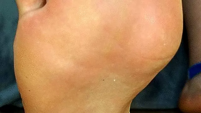 Slave Fødder, Feet Dominans, Fodfetish, Fødder, Fødder Tilbedelse, Ydmyget Fetish, Slave Ydmygelse