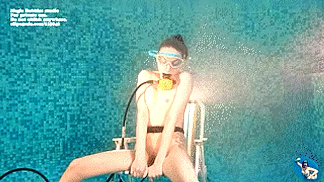 Dragon underwater show on a chair 720