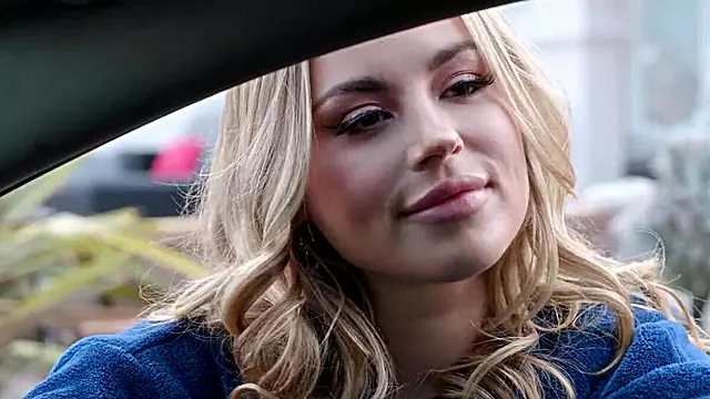 Blond Velká Prsa, Velký Prsa Péro, Manželka Velke Kozy, Černoši Manželku, Strikani Na Cernosky