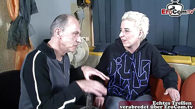 Milf Bionda Amatoriale, Amatoriale Tedesco, Amatoriale Nonno, Bionda Becca, Prima Volta Cicciottella