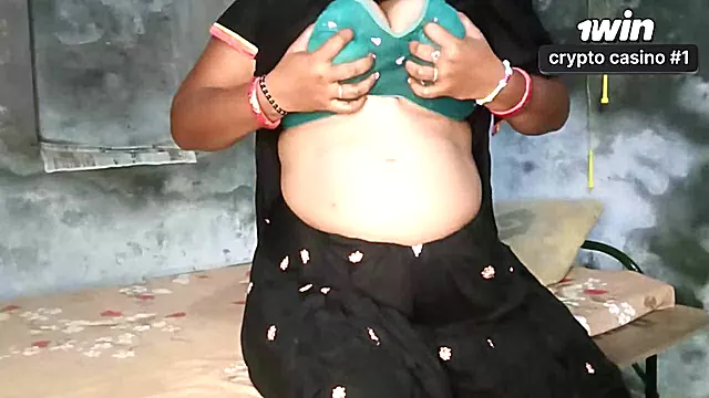 MILF stepmom prays for a creampie, her huge boobsjiggling as she deep-throats the hottest Brazilian XXX cock!