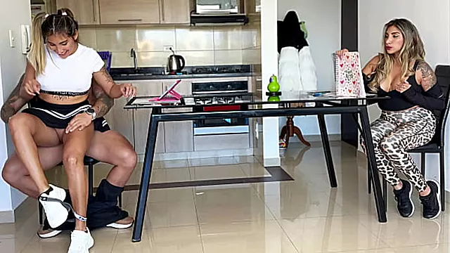 Amatør Wife, Babe, Store Bryster Creampie, Unge Naturlige Bryster, Spiser Creampie, Kvinde, Kone Knepper Teen