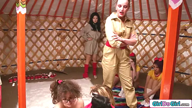 Neagra Cu Tate Mari, Tate Mari Lesbience, Tate Mari, Adolescenti Negri, Sani Negri, Masturbari Grup
