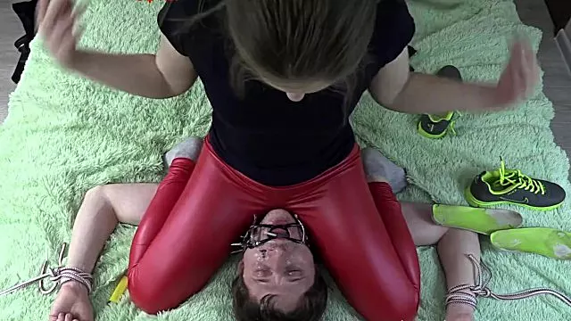 Bdsm Amador, Amadoras Amarradas, Smoking Amador, Patroa Bdsm Lesbian Anal, Amarrada Teen, Dominadoras Adolescentes