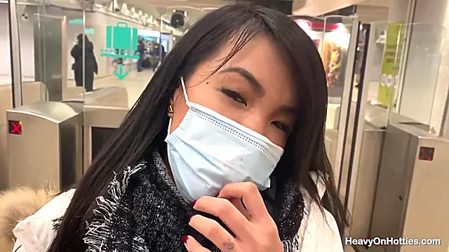 Real Anal Debut :) With Jade Pham And Heavy On Hotties