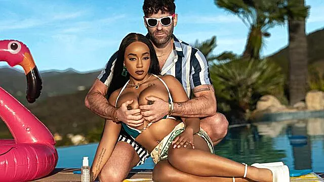 Tetas, Tetonas Anal, Mamadas, Vaquera Negro, Ebony Primera Vez, Primera Polla, Self A, Chupa Pija Con Pelos