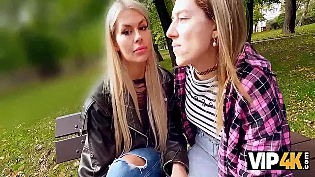 Threesome Payudara Besar, Rusia Busty, Pirang Selingkuh, Selinfkuh Sama Bos, Boss Di Kantor