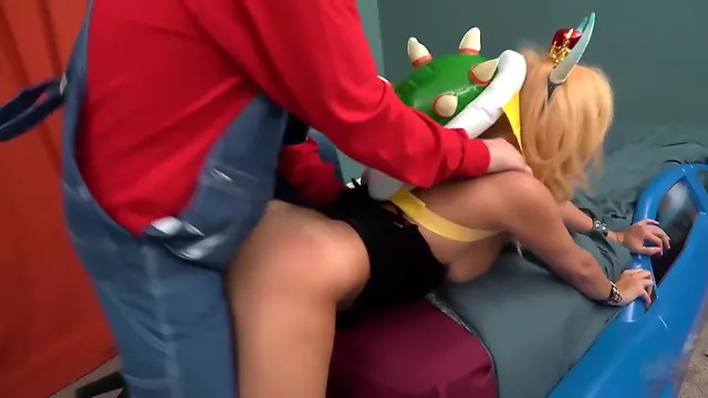 Blond Großer Schwanz, Blonde Milfs Große Titten, Grosser Naturbusen Draussen, Blond Stockings