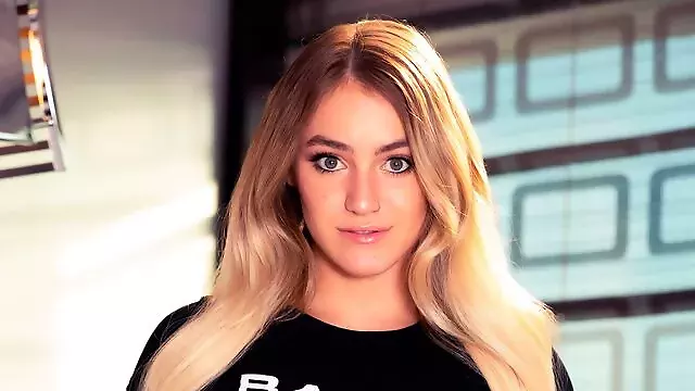Erster Handjob, Haarig Von Hinten, Vagosex Blond Kleine Tittchen, Jugendlich Klein Großer Schwanz