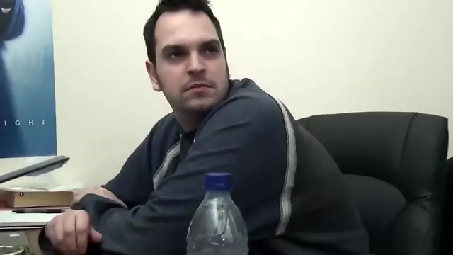Blondynky, Voyer