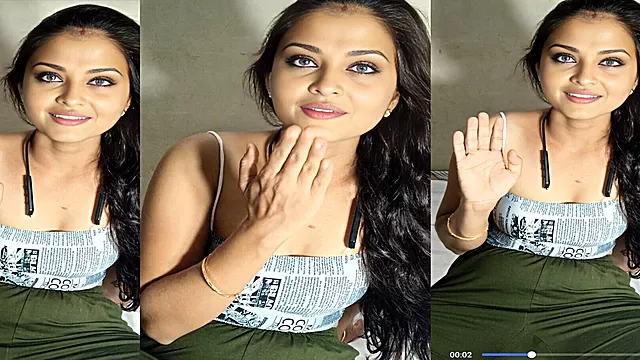 Girl Friend Boyfriend Instagram Video Call Enjoying