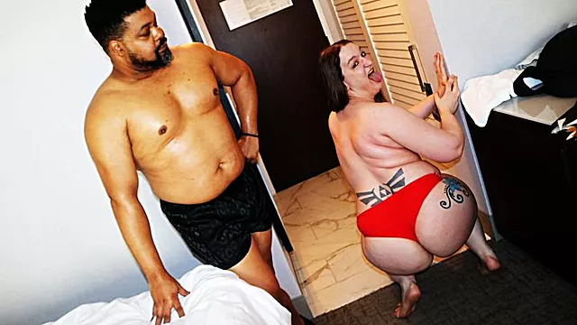 Private Fights: Beef Cakes
