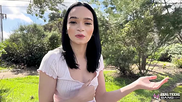 Grosse Bite, Jeune Brune, Casting Ado, Faits Maison Grosses, Ados Regarde, Grosse Bite Real