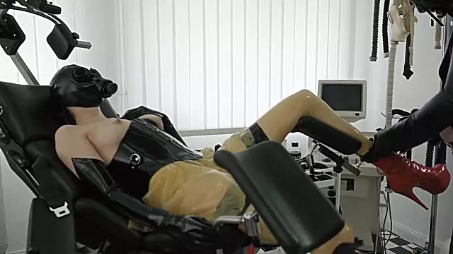 Ga Ada Kaki Anal, Squirting Dokter, Main Jari Muncrat, Memek Berjari, Kaki Masuk Dalam Memek