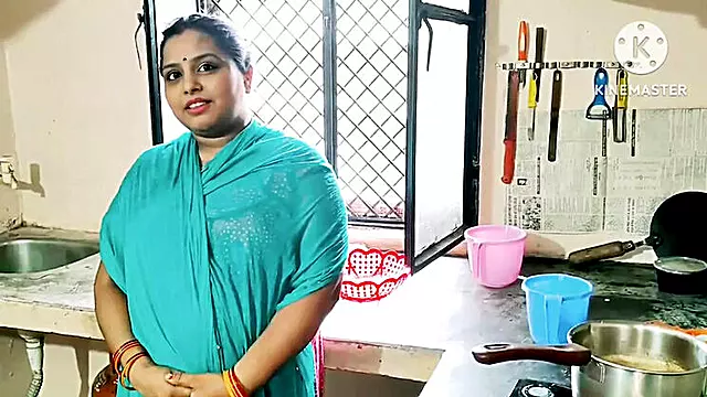 Indian Bhabhi Hardcore Fucking Neighbor Boy - Desi Aunty Doggy Style & Cumshot