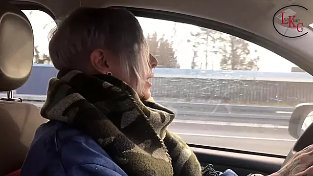 Amateur Frau, Amateur Öffentlich, Milf Mit Großen Titten, Deutsche Dicke Titten, Milf Titten