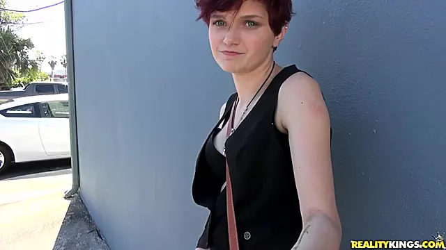 Amatör Esmer, Amatör Üstüne Boşalma, Amatör Blowjob, Amatör Genç, Esmer Cılız, Esmer Dövmeli