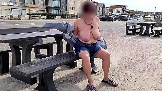 Riesige Brüste Amateur, Große Tittenfick, Milf Mit Großen Titten, Milf Sexy Ficken, Milf Mit Riesen Titten