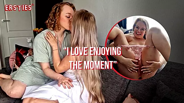 Krásný Velký Kozy, Lizani Prsou, Lízaní Noh Kundičky, Lesbičky Nohy, Lízání Noh, Lesbicky Noha V Pochve