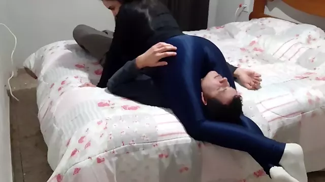 Jiu jitsu, femdom headscissors nylon