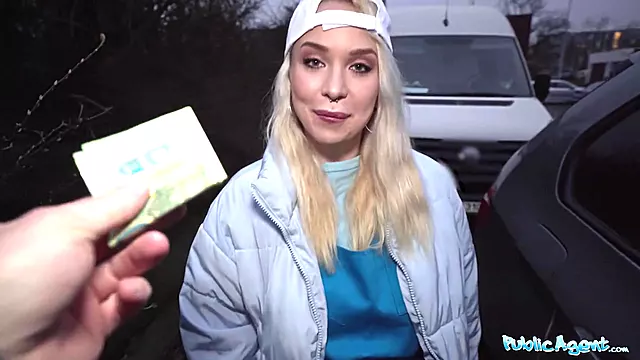 Blonde Pizza Delivery Girl With Big Natural Boobs Gets Her Wet Pussy Filled