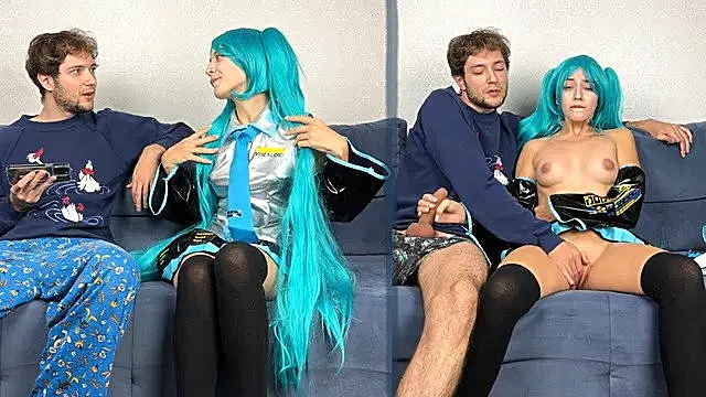 Hatsune Miku Fan Handjob and Fingering Her Pussy to Orgasm - Mutual Masturbat...