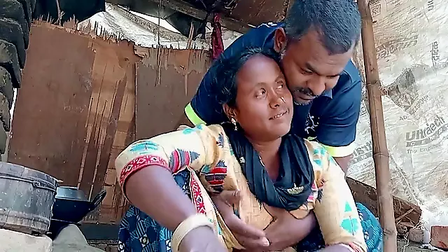 First Time Fuck My Old Aunt In Outdoor He Is Awesome Lady When I Fuck Her Figured The Xhtad1 Bihar India Mummy Ko Bhi