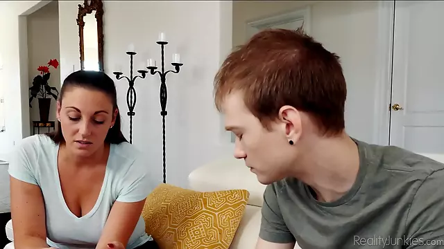 Peituda E Buceta, Boquete Madrasta, Enganado Big Cock, Lamber Salto Alto, Tetas, Lambendo Cu Gozado