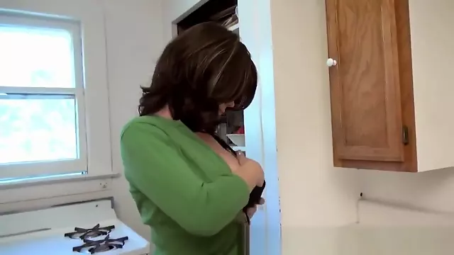 Milf Masturbazione, Cazzo Da Dietro In Cucina, Milf In Cucina, Masturbazione Cucina