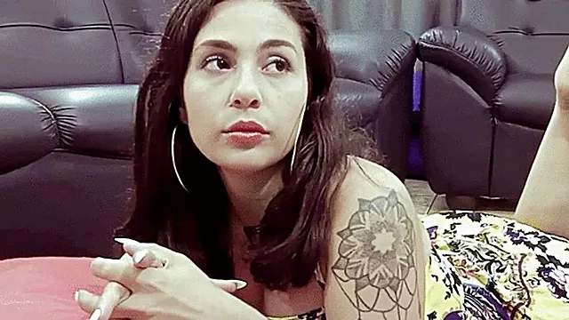 Smoking Girl Wonderful Lips Model Julianna Misty 120's Video 0041