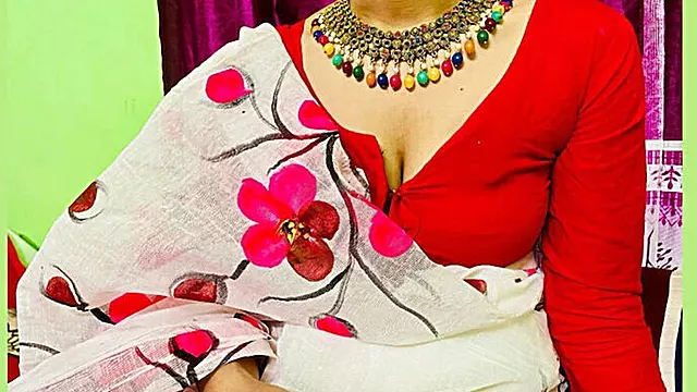 Desi Bhabhi Riya Chowdhury Hot Sex with Step Brother - Cowgirl, Blowjob & Rough Doggy Style